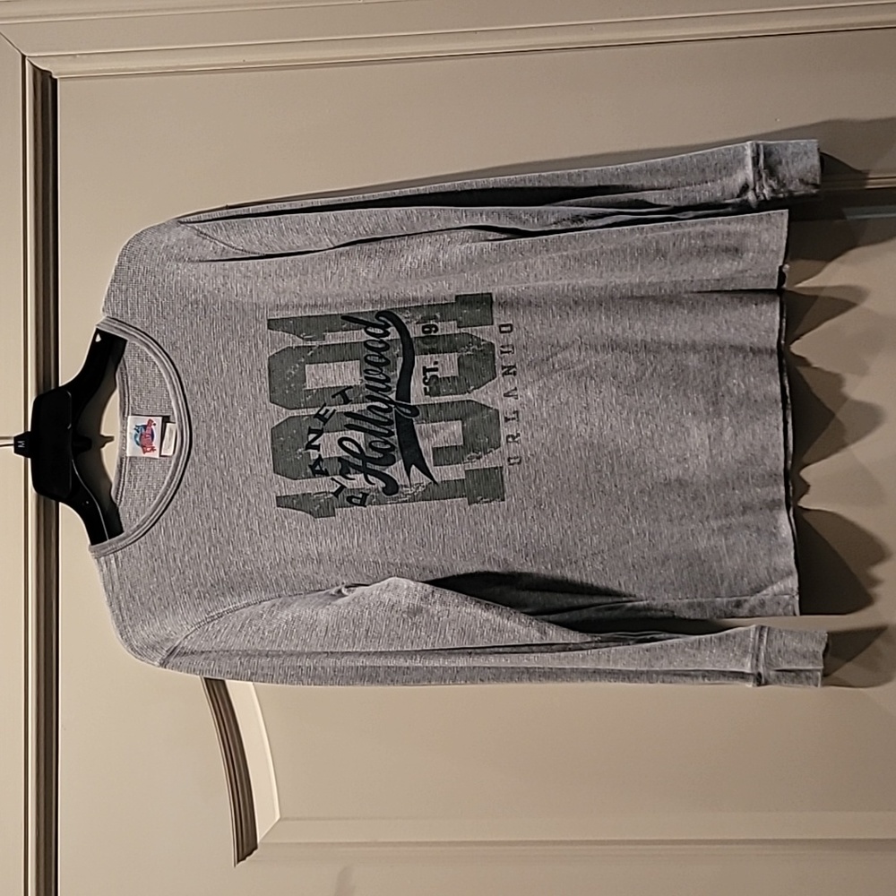 Planet Hollywood shirt